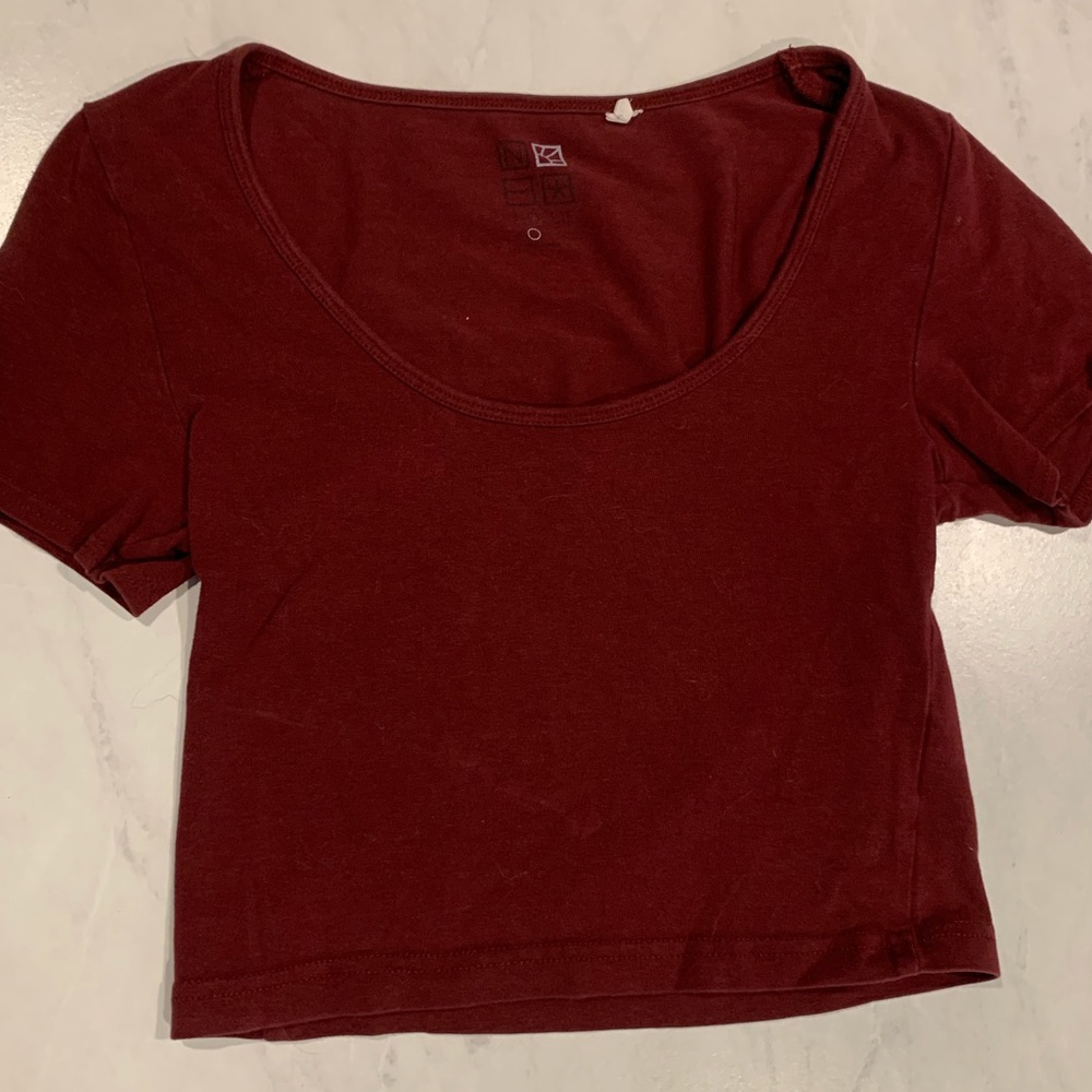 🍒 Pacsun Nollie Crop Top